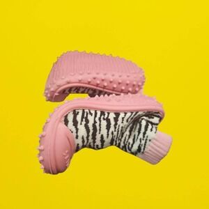 Skidders Infant Toddler Girl's Pink Zebra Skidproof Shoes Size 8/24Months (5638)